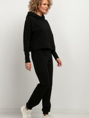 Spodnie Dresowe Model T384/7 Black - Tessita